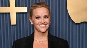  Рийз Уидърспун пише първата си книга