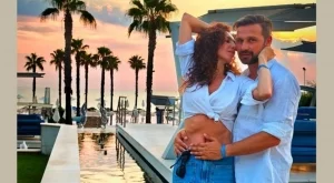 Вижте как жената на Александър Сано навърши 50 (ВИДЕО)