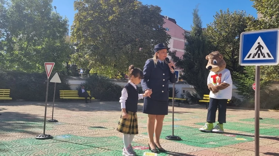 Петото издание на образователната кампания „Пресичам безопасно с TEDI” стартира от Стара Загора