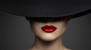 Как да изберете най-доброто червено червило за вашия тон на кожата