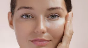 Забравете за скъпите серуми и кремове за лице: Корейките използват този евтин продукт