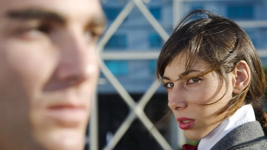 Терапевт: Карат ви да се съмнявате в разума си: 10 черти на хората, които са чаровници на публично място и манипулатори насаме