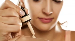 Как да нанасяте фон дьо тен: Стъпка по стъпка