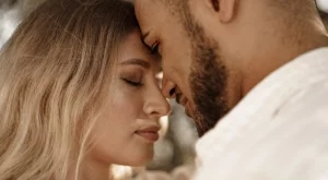 Любовен цитат за 18 октомври 2024 според зодията