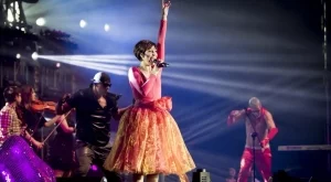 Тони събира най-големите си хитове в албума "Пробуждане"