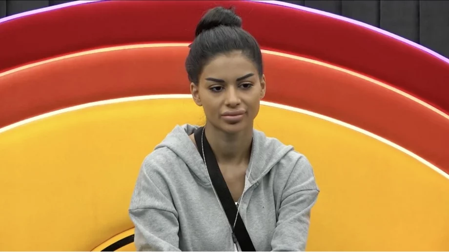 Теодора не понесе да е "по-грозната" и напуска "Биг Брадър"