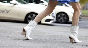 Стилист: 5-те модела ботуши, които ще виждаме навсякъде този сезон (СНИМКИ)