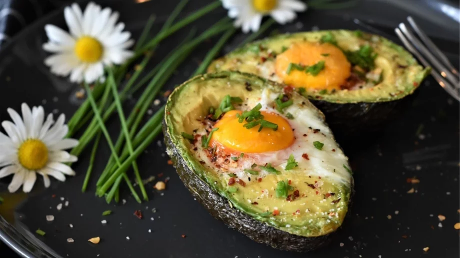Брънч у дома: "Авокадови айца" за 15 минути