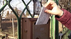 Напиши коледно писмо до случаен непознат и го зарадвай