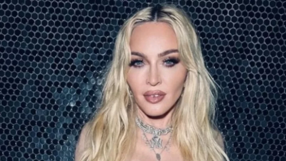 Мадона показа 6-те си деца и 93-годишния си баща (СНИМКИ)