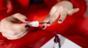 8 идеи за чуден зимен маникюр (СНИМКИ)