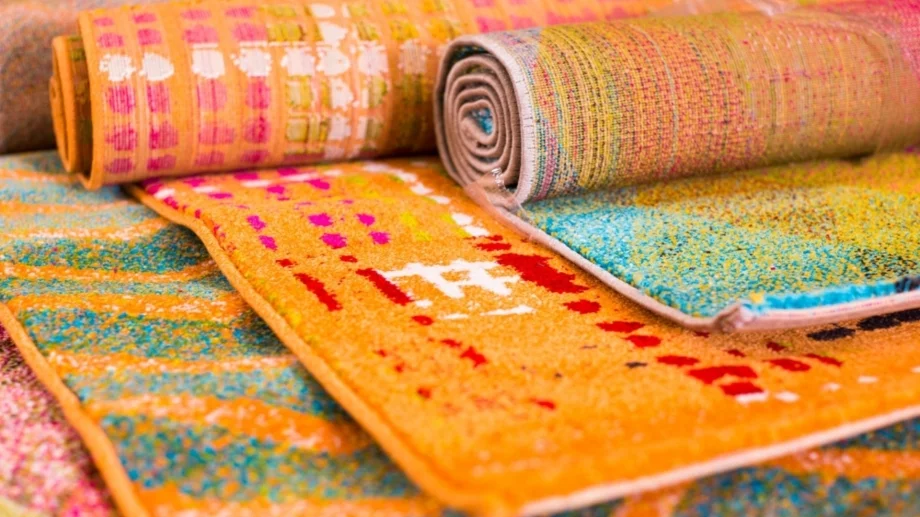 Ето как стъпка по стъпка да изчистите вълнен килим