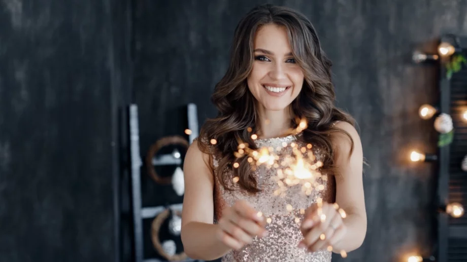 Новогодишен тоалет: 5 цвята, които ще ви помогнат да сбъднете мечтите си (СНИМКИ)