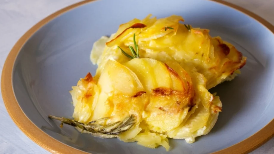 Печени картофи с билково масло