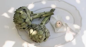 Вода от артишок: Тайтана на французойките срещу подуване