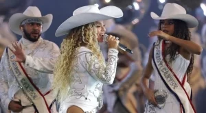 Бионсе бе звездата на шоуто, с което НФЛ дебютира по Netflix