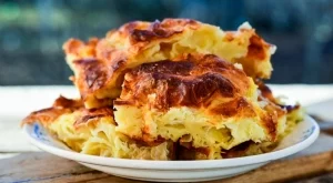 За новогодишната трапеза: Пухкава баница с газирана вода