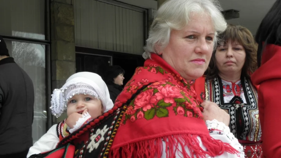 Празнуваме Бабинден: Обичаи