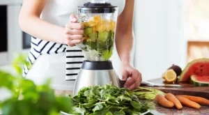 Правилният начин да напълните блендера си за смутита