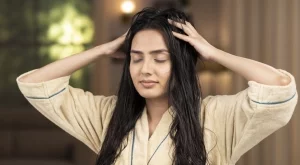 Как да направите лечение с горещо масло за коса у дома