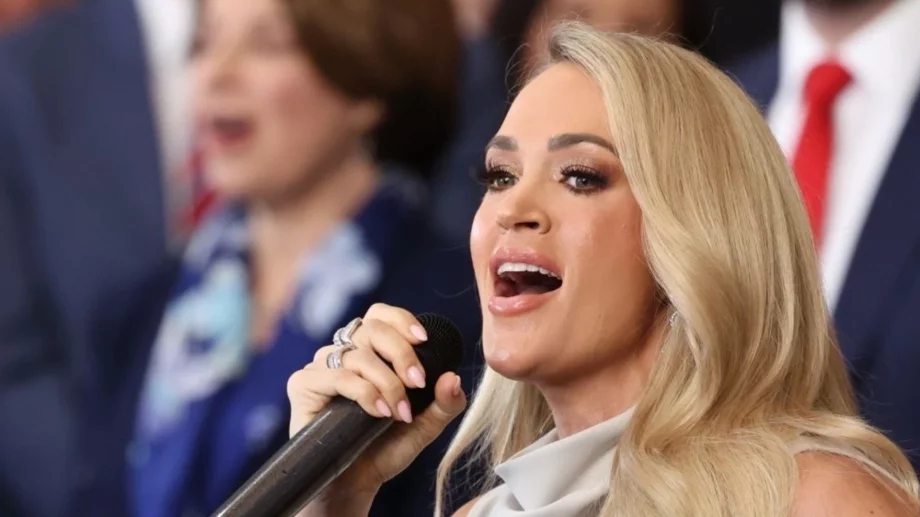 Кери Ъндърууд се появи с обувки на българска марка (ВИДЕО)