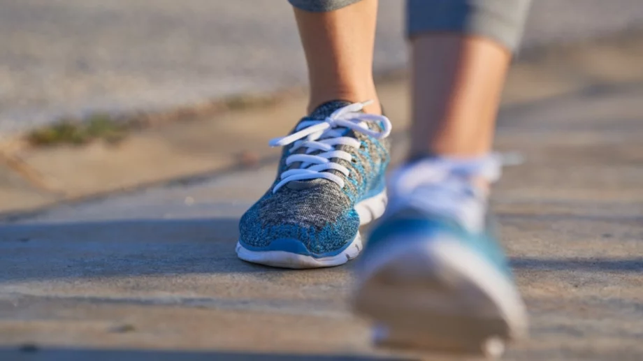 6 опасни навика при ходене, увреждащи колената