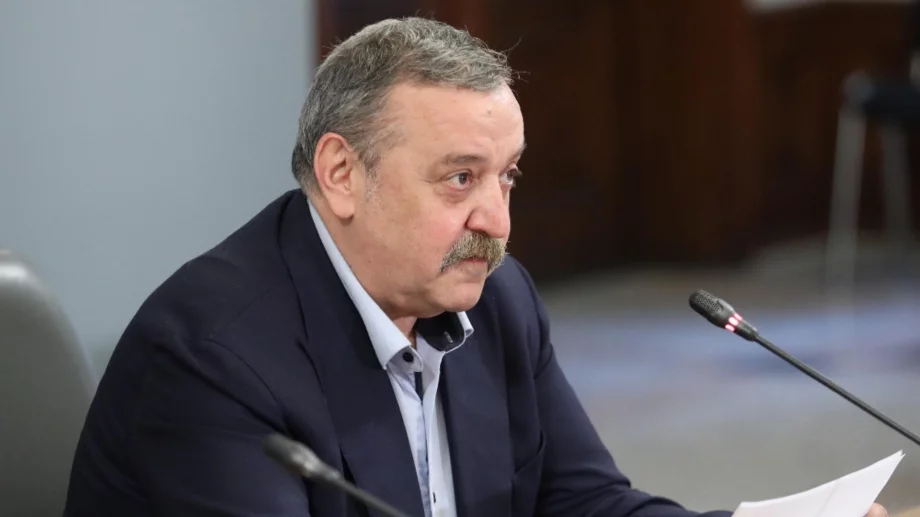 Проф. Кантарджиев разкри кога ще е пикът на грипа