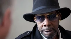 Съд потвърди 30-годишната присъда на  Ар Кели