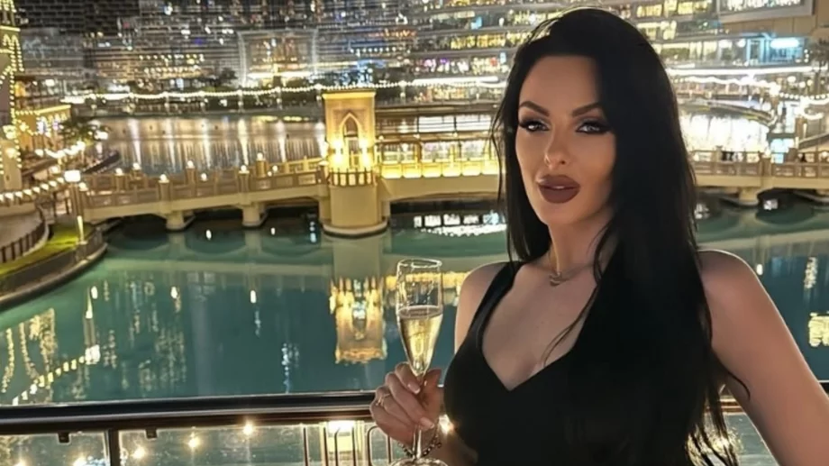 Дъщерята на Глория показа новото си гадже (СНИМКА)