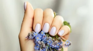 6 цвята нокти, които ще са тотален хит през пролет 2025 (СНИМКИ)