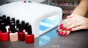 Любопитната история на гел лака