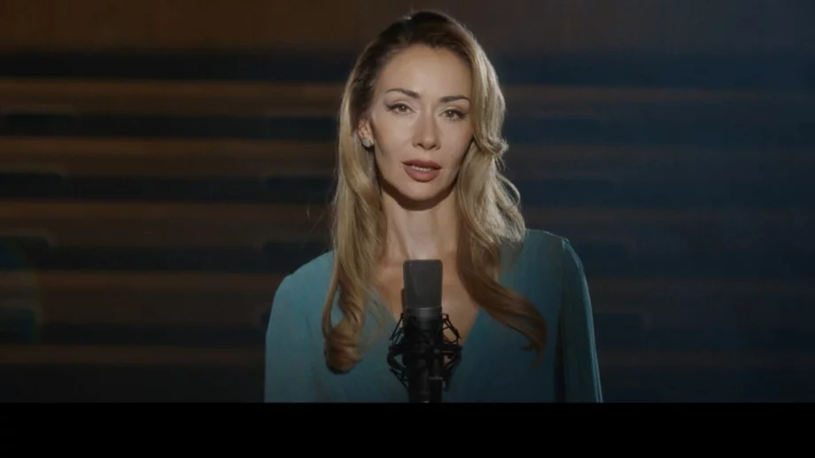 Вижте биологичната майка на Нети (СНИМКА)