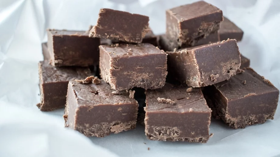 Здравословен фъдж от две съставки (БЕЗ млечни)