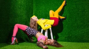 Тази неочаквана комбинация от цветове ще бъде навсякъде тази пролет (СНИМКИ)