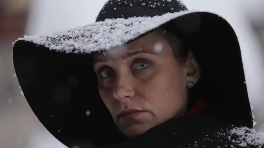 55-годишната Койна Русева се съблече (СНИМКИ)