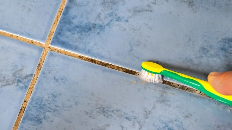 Фугиращата смес за плочки ще изглежда чисто нова с този метод