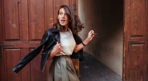 7 якета, които ще виждаме навсякъде през пролет 2025 