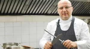 Шеф Манчев се преобрази за националния празник (СНИМКА)