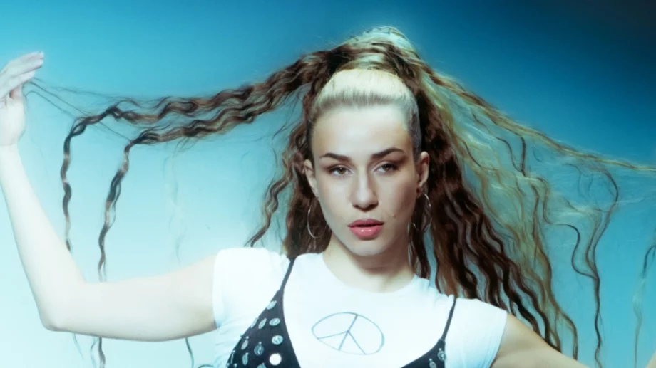 Мила Роберт възпя българската ракия (ВИДЕО)