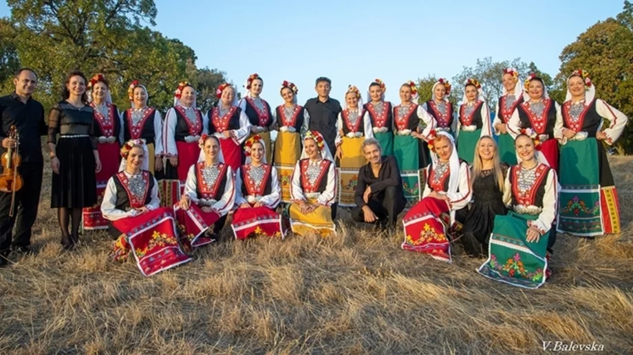 Неочаквана комбинация: "Мистерията на българските гласове“ ще пеят с "Молец" и SkilleR