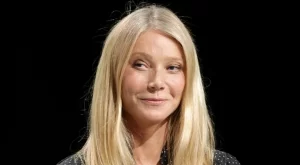 Уловиха Гуинет Полтроу да се целува с гаджето на Кайли Дженър (СНИМКИ)