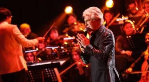 Орлин Горанов, "Акага" и "Тайният оркестър" с концерт-спектакли в страната това лято