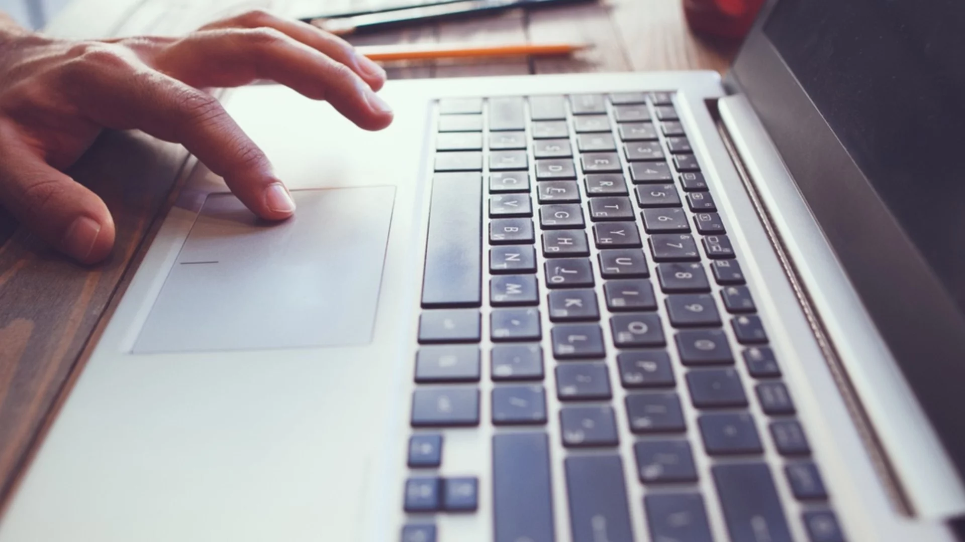 Кратък срив: Проблеми в X (Twitter) лишиха потребителите от достъп до платформата