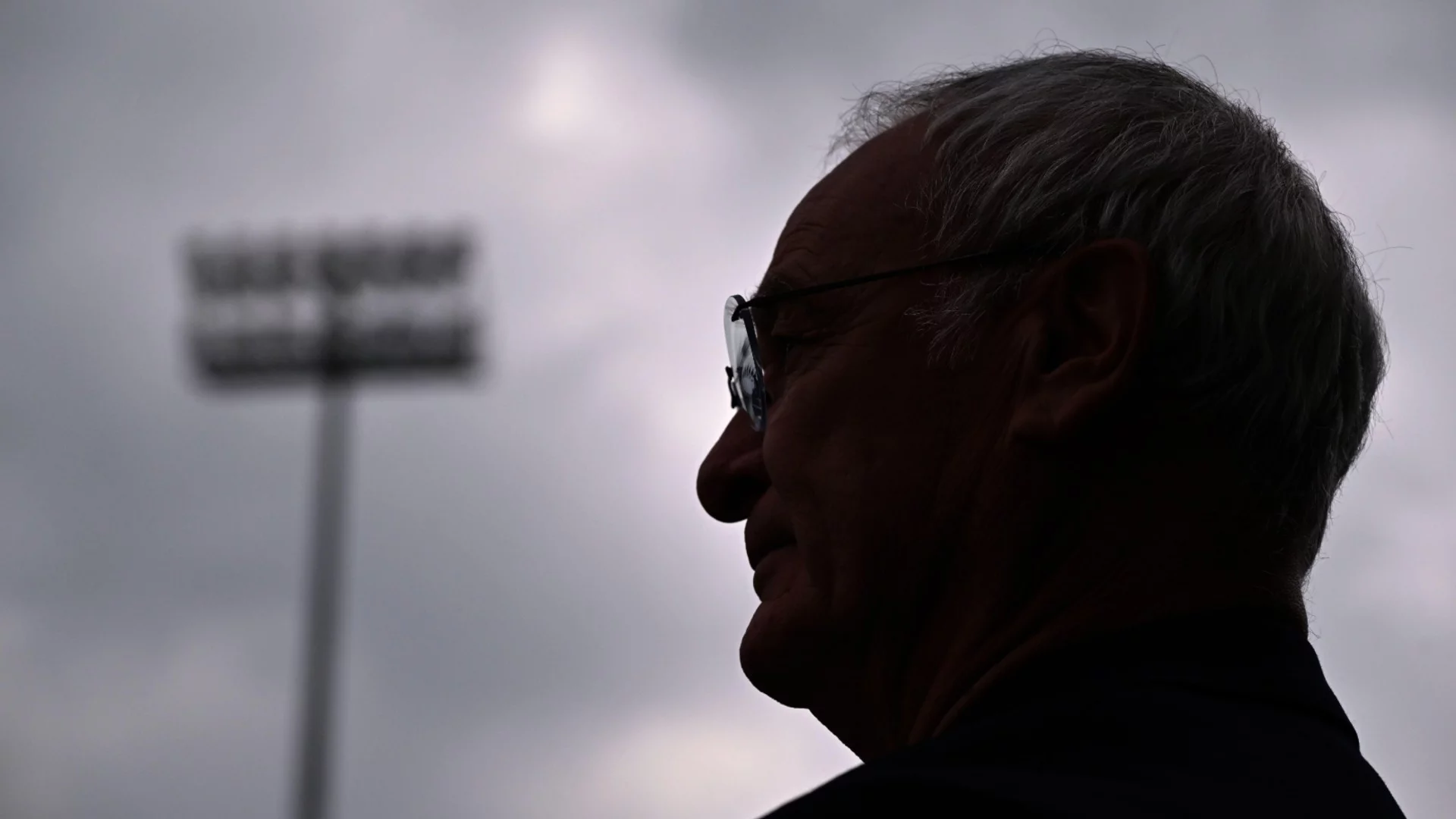 "Играчите ми искат да ме вкарат преждевременно в гроба! Клубът тряба да си търси по-млад треньор"