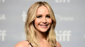 Още едно звездно бебе: Дженифър Лорънс роди