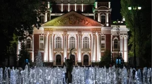 Изложба в Народния театър представя първото златно поколение актьори и актриси на България