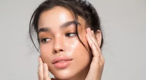 Най-новият тренд в грима това лято: Какво е Berry Girl Makeup? (СНИМКИ)