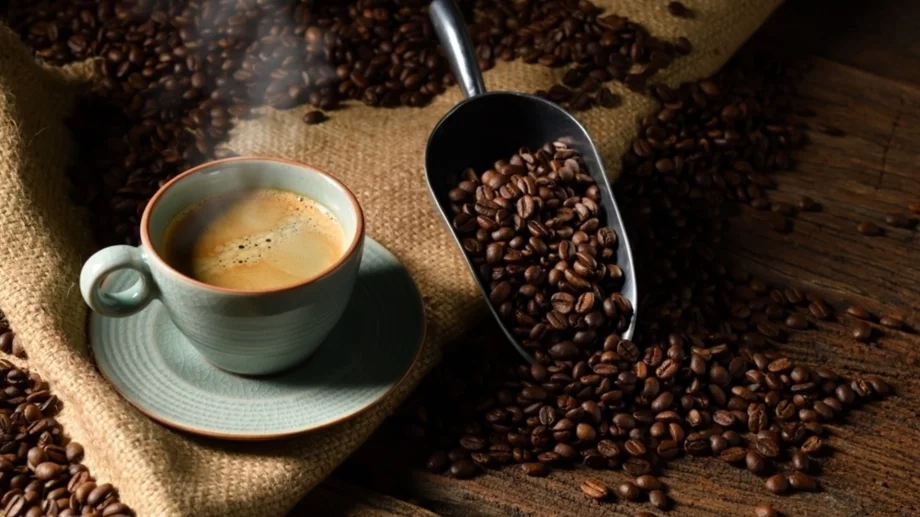 Кoe да изберете: Тъмно или средно изпечено кафе