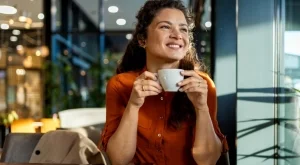 Лекар от Харвард сподели топ 3 напитки за здрави черва и черен дроб