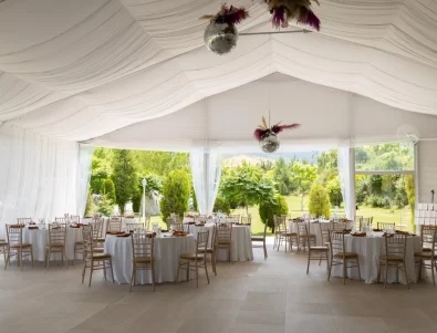 "Белите скали" – вълшебна сватба сред природата